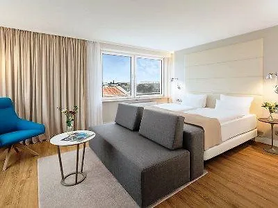 Hotel Nh Mitte 4*