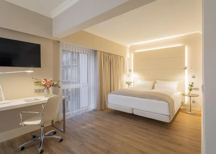 Nh Mitte Hotel