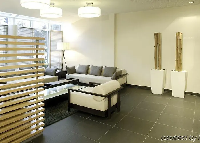Hotel Nh Mitte 4*